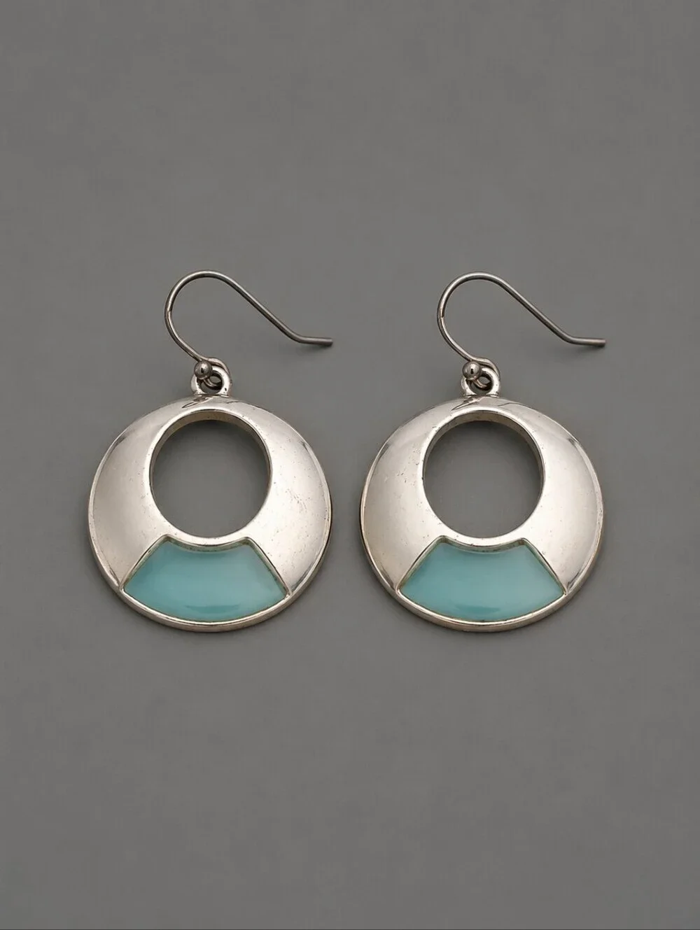 Vintage Icy Blue Atomic Mod Round Dangle Earrings